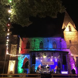 Open-Air-Konzert “Swing & Jazz an der Ruine der Totenkirche in Schwalmstadt